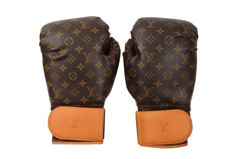 guantoni louis vuitton prezzo|Louis Vuitton scatole.